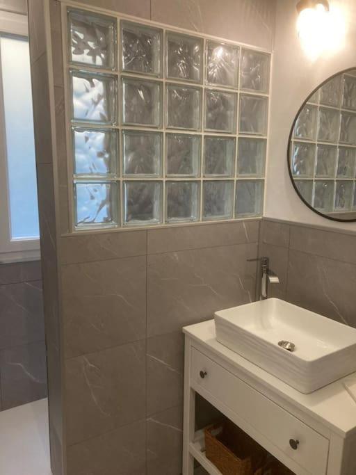 Appartement Le Coty Bolbec Eksteriør bilde